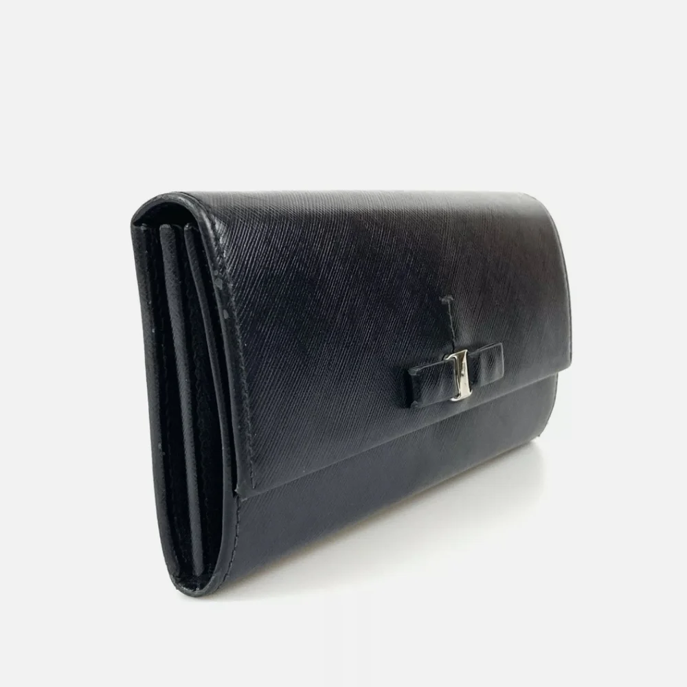 🖤 Authenric Salvatore Ferragamo Black Leather Long Wallet IR22A994 EUC 🖤 - Picture 7 of 16